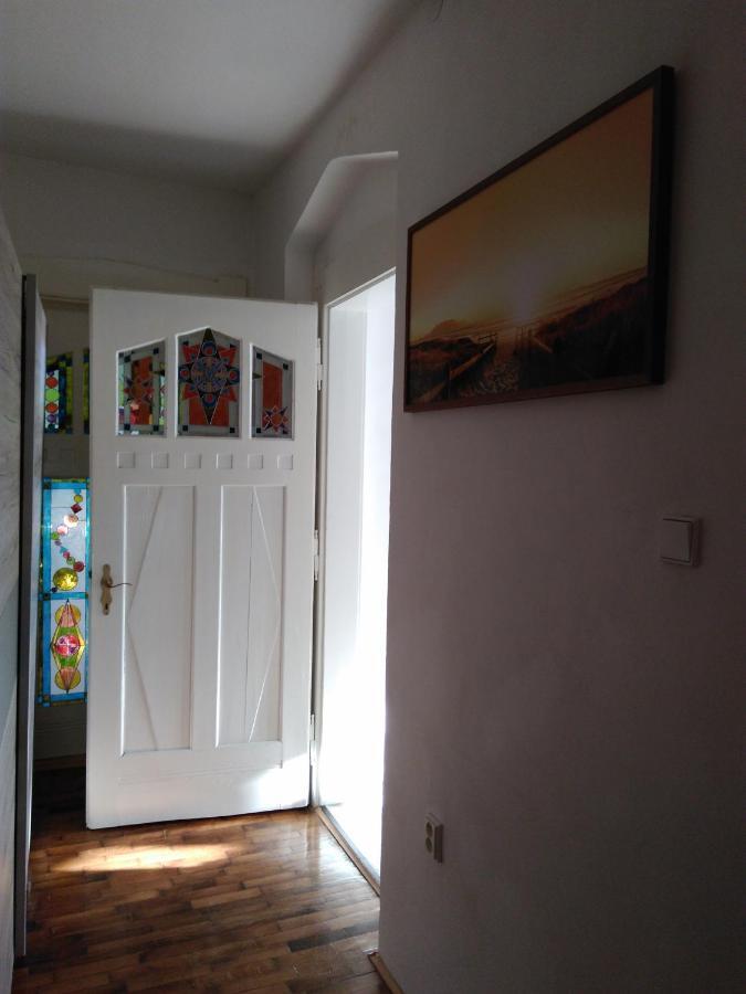 Vila v mozaikovém španělském stylu v Děčíně Exterior foto